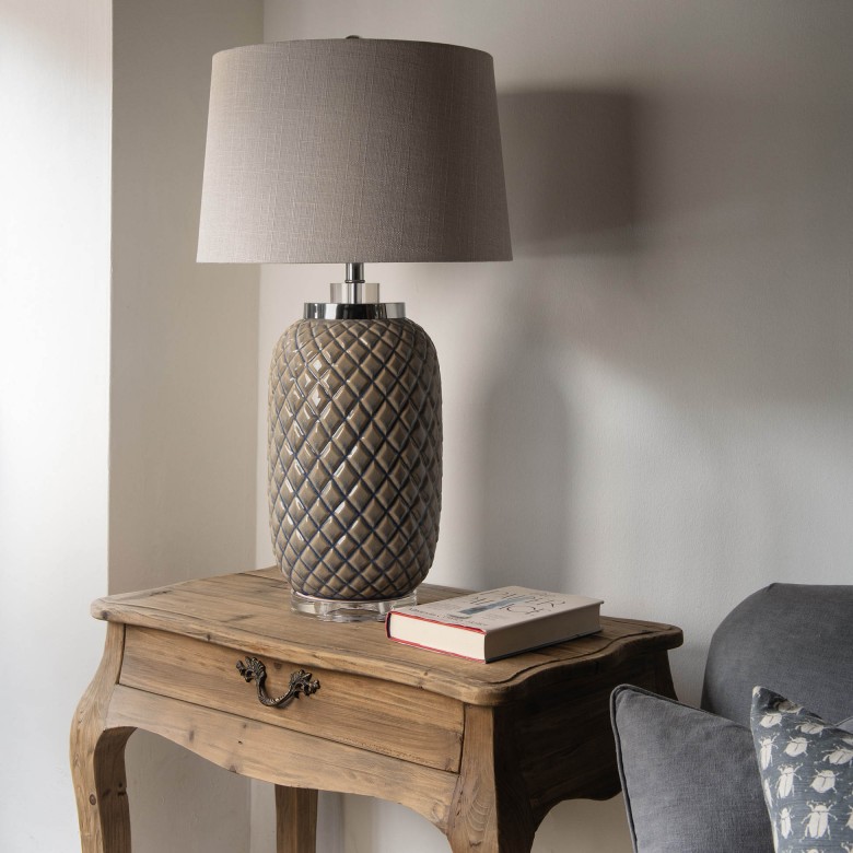 Tall pineapple online lamp