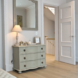 Bedroom chest of drawers and mirror 